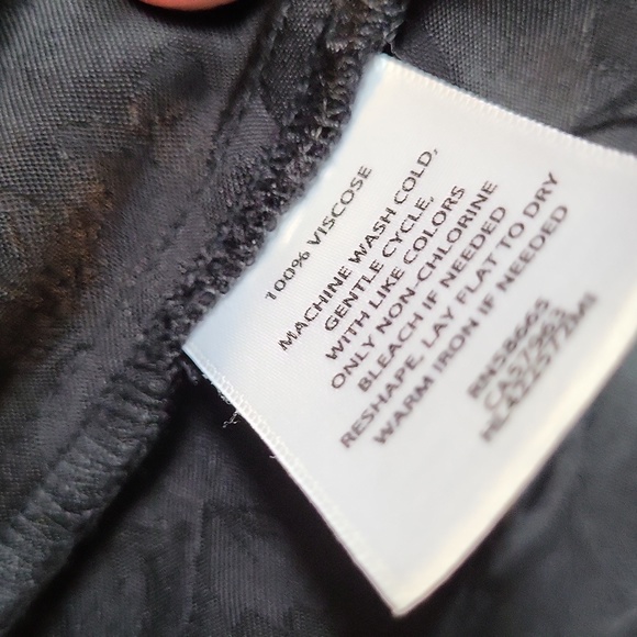 Chelsea28 Floral Print Blazer Black on Black NWT - Picture 4 of 6